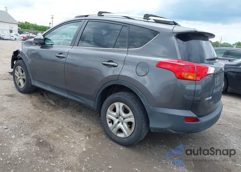 2015 Toyota Rav4 Le z USA, uszkodzony, nr VIN 2T3BFREV1FW338298